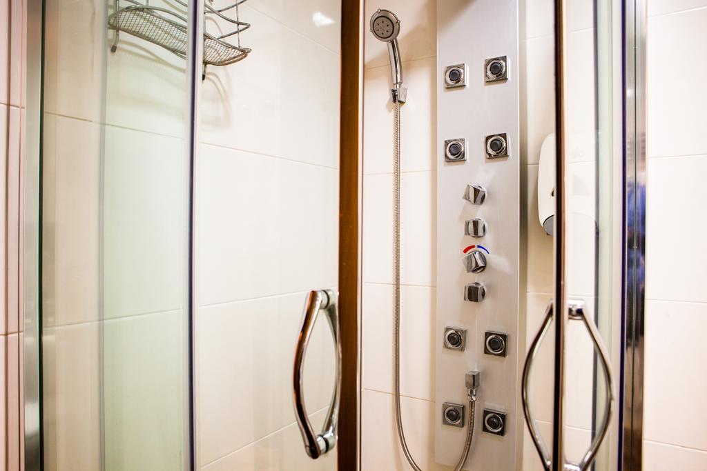 Pension Ametzagana San Sebastián Esterno foto