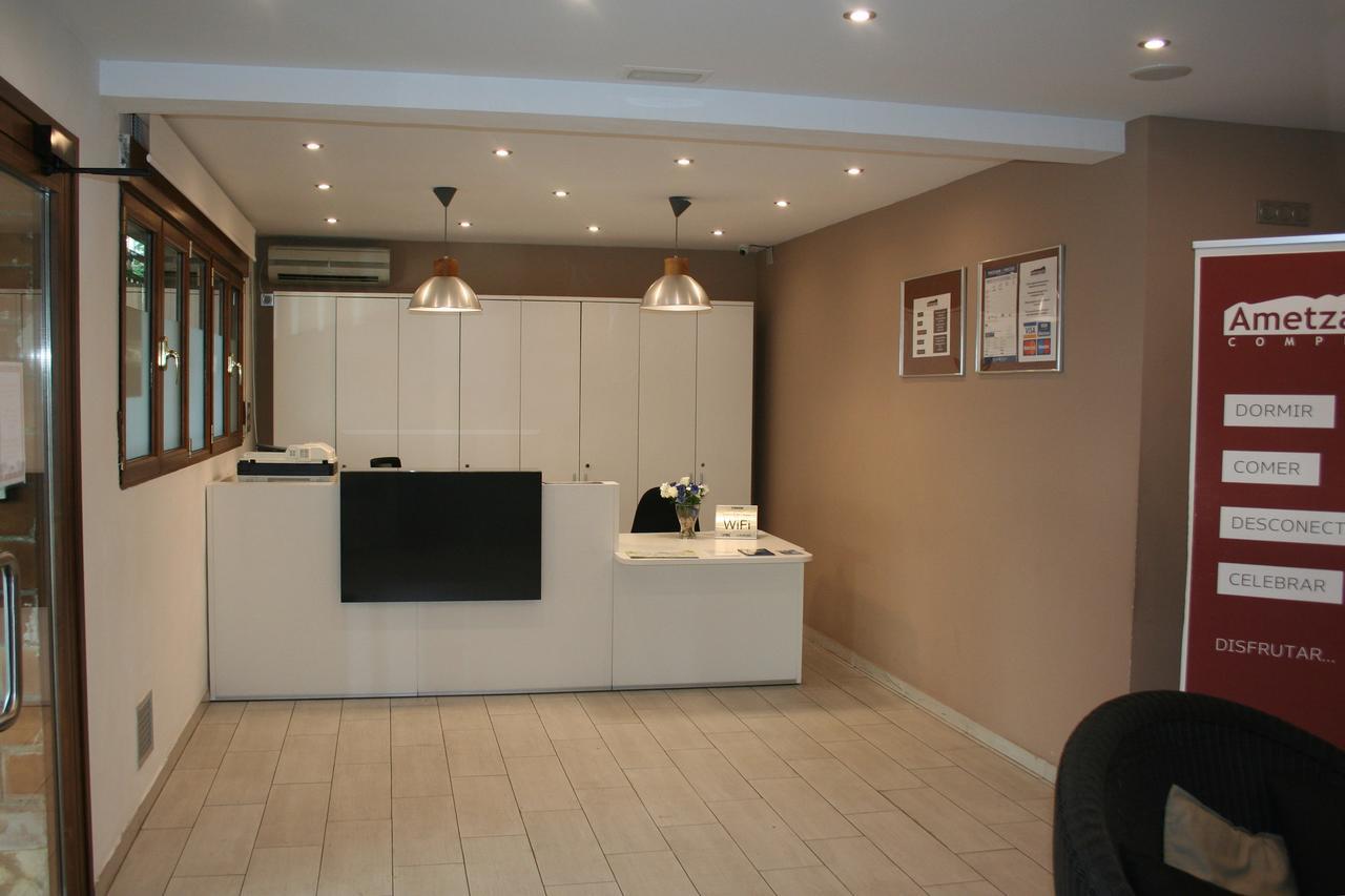 Pension Ametzagana San Sebastián Esterno foto